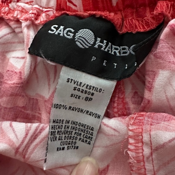 Vintage Sag Harbor Red Tropical Floral Capri Pants Women’s Size 8 Summer Cruise - Picture 16 of 16